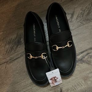 Sincerely Jules Black Oxford Loafers. Size 6.5